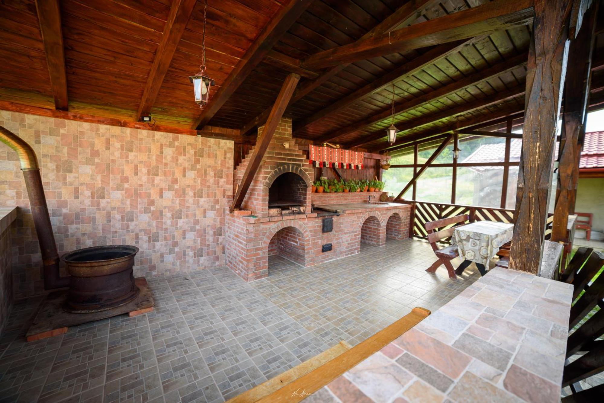 Casa Alina Villa Arieseni Ngoại thất bức ảnh